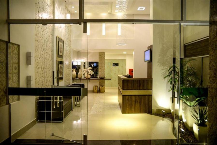 Grand Cafe Hotel Manhuacu Exterior photo